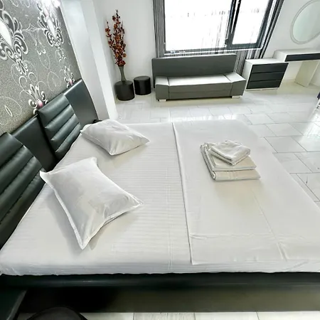 Sophia View Apartment *