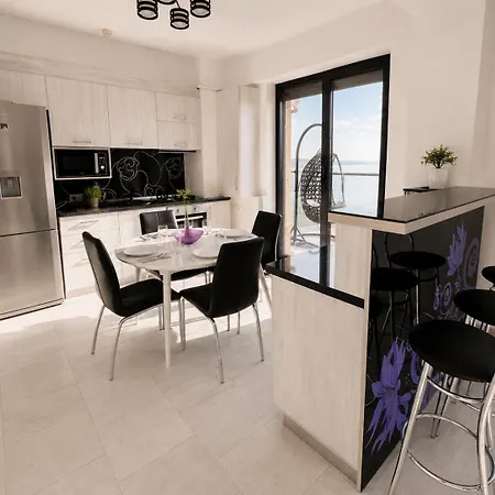 Sophia View Apartment *
